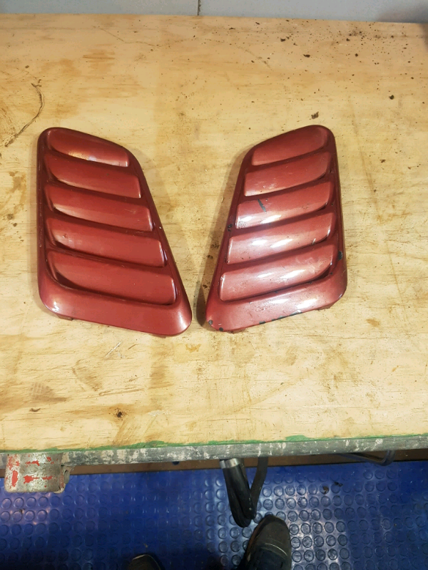 Ford rs turbo bonnet vents
