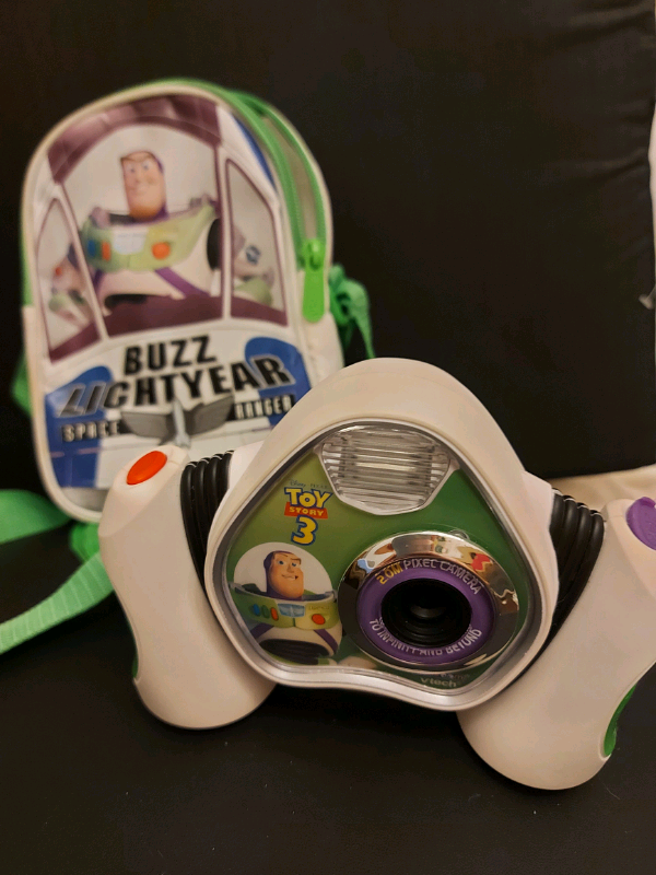 Vtech buzz lightyear kiddizoom camera and matching case