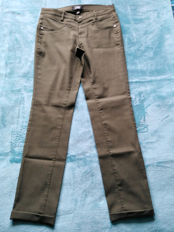 Ladies Khaki Trousers-New! 