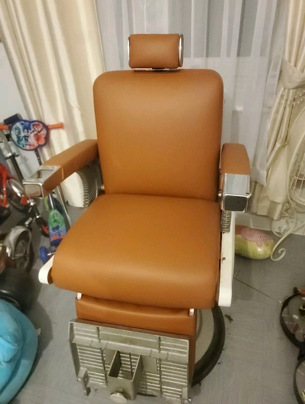 Belmont barber chair 