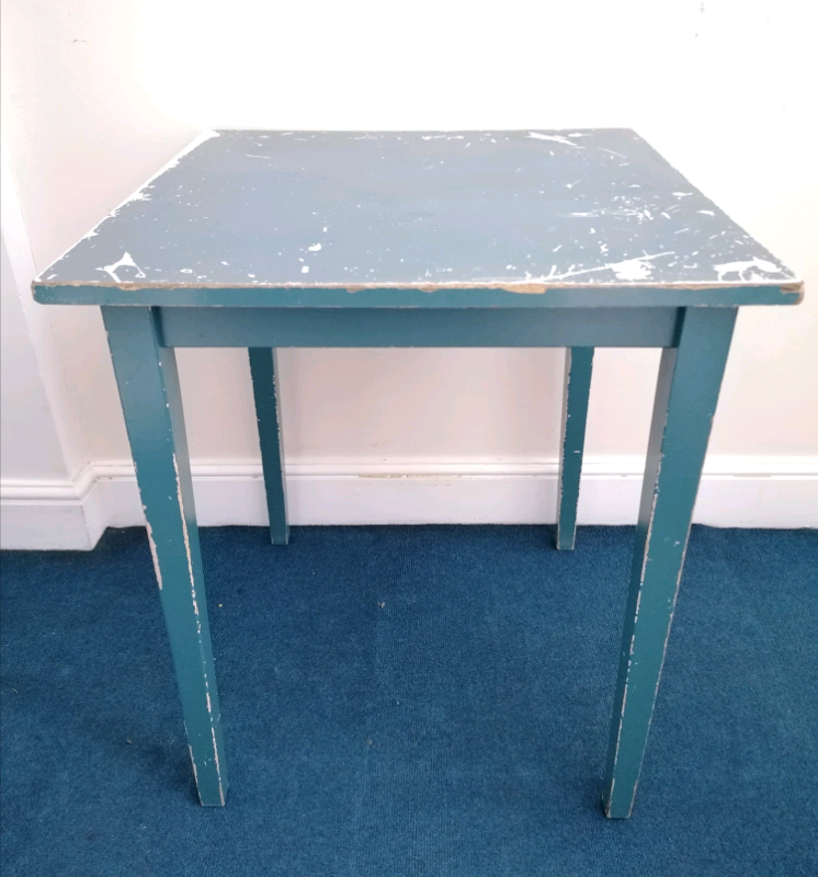 FABULOUS RETRO SHABBY Vintage CHIC Solid Square Shaped WOODEN TABLE Tu