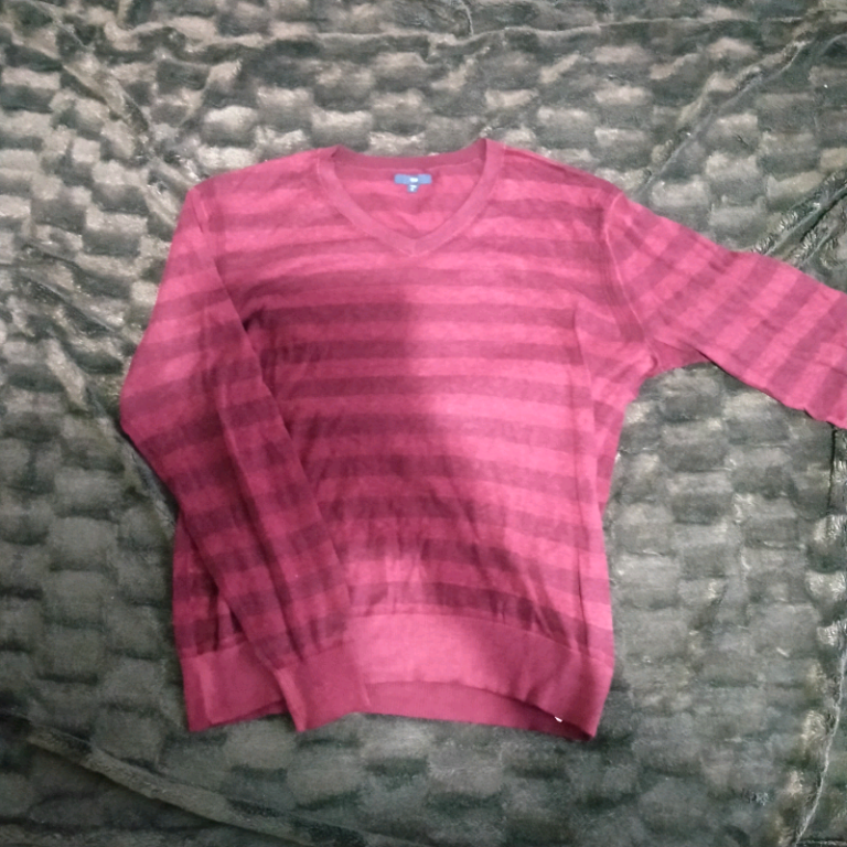 Gap: Burgundy Pull Over Jumper/Knit - Large