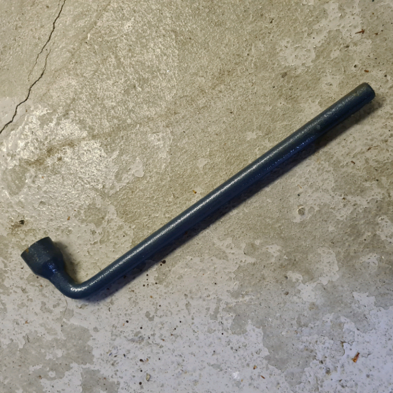 Land Rover wheelbrace 