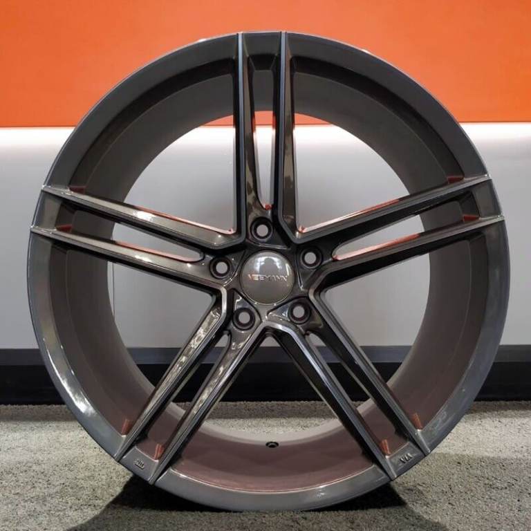 19Inch Staggered Veemann v-fs33 alloys 5x120 (Gloss Graphite) suit most Bmw 3,4,5 Series models etc