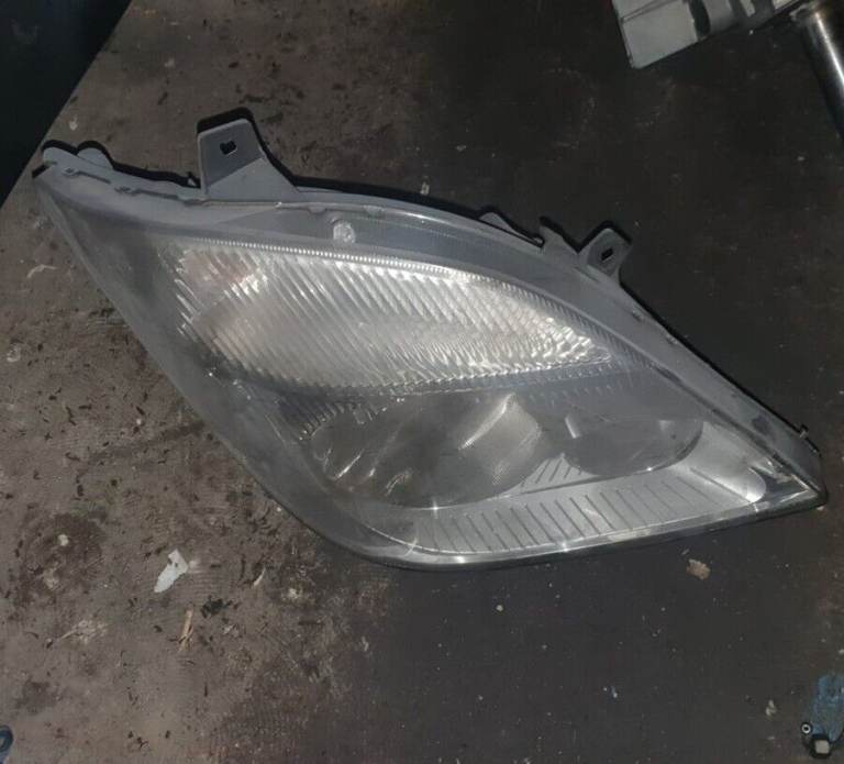 LDV Maxus Right Side Headlight 2007