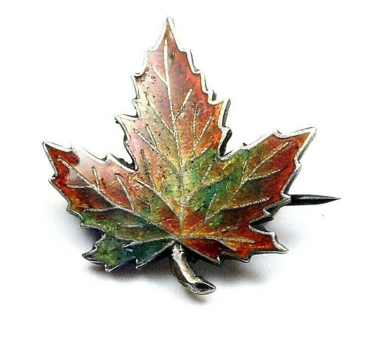 AE-STERLING SILVER - Vintage Canadian Maple Leaf Enamel Brooch