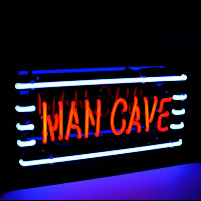 HUGE RANGE OF GENUINE NEON PUB SIGNS for the HOME BAR, PUB SHED, MANCAVE & WOMAN CAVE