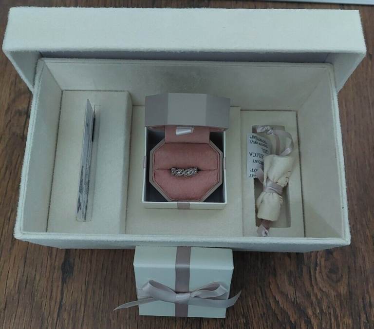 White gold diamond ring size M