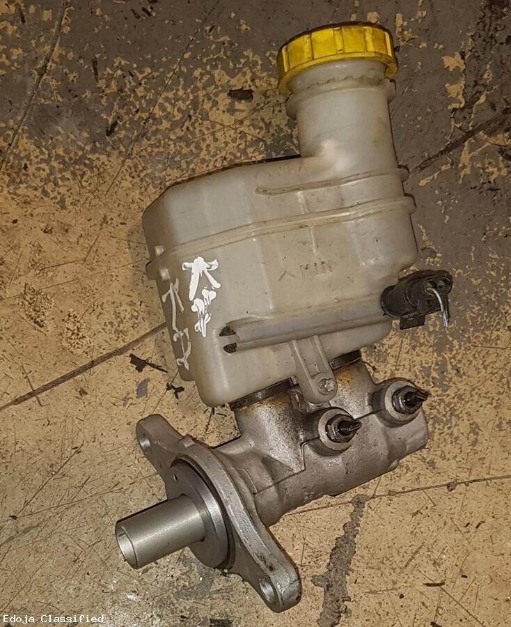 Ford KA 1.2 Master Cylinder Petrol 2011