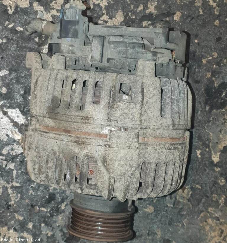 Vauxhall Astra J 1.6 Alternator 2012