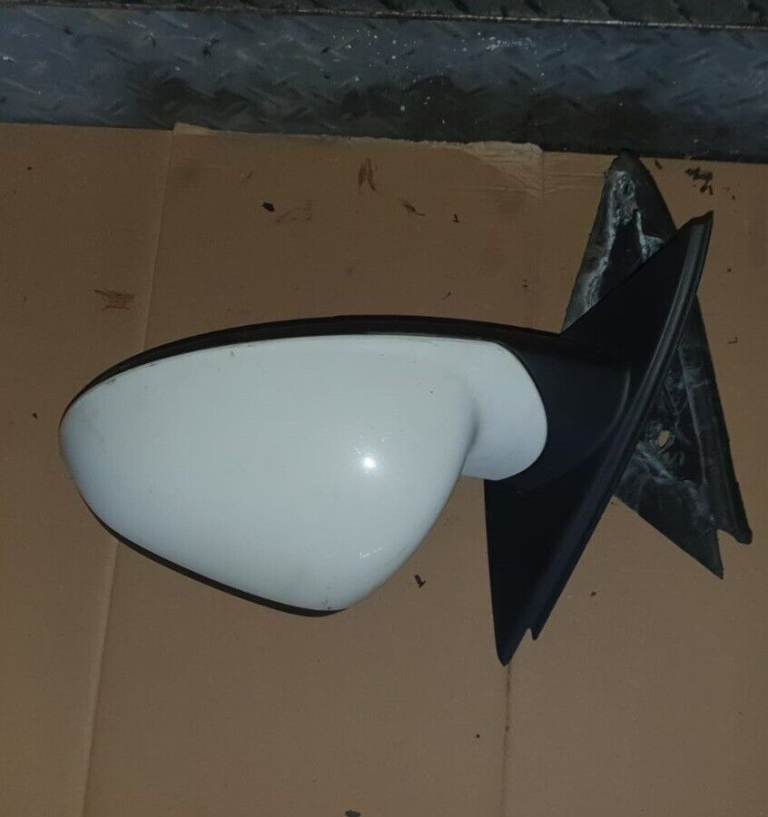 Vauxhall Isignia Left Side Wing Mirror White 2012