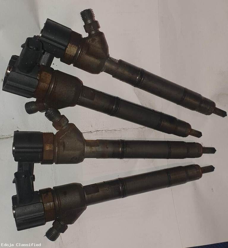 Kia Ceed 1.6 CRDI x4 Injectors 33800 2A400 2007