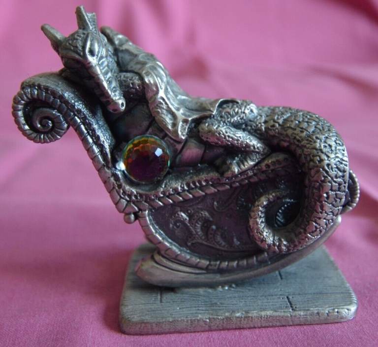 MYTH AND MAGIC THE DREAMY DRAGON