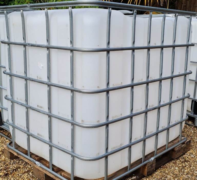 IBC Tank, Bulk 1000 litre liquid container, Water Butt, for storing rainwater