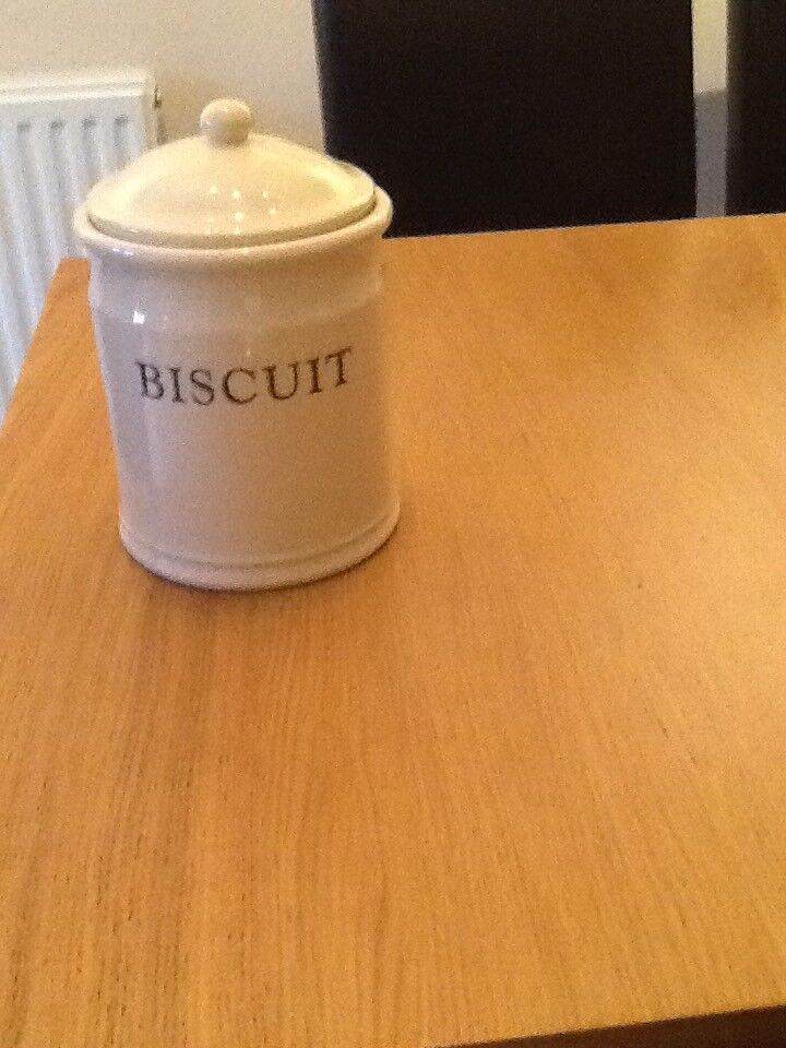 Lovely Large Biscuit Barrel - £10