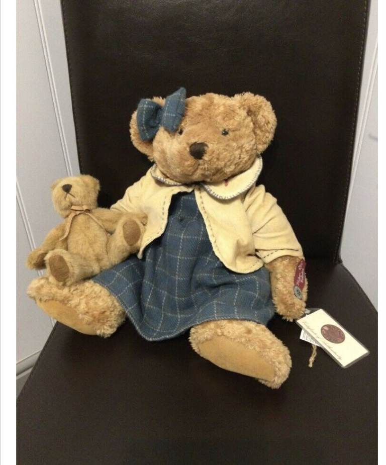Collectible (Vintage Edition)Russ Lady Quinn. £25 York. 