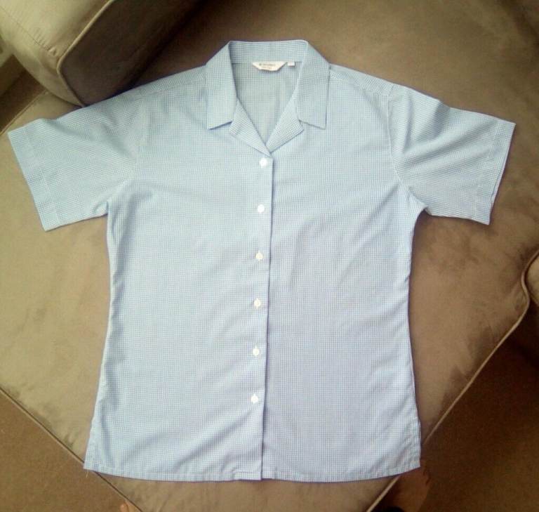 Girls short sleeve school blouse, white and blue checked, trutex, size34 