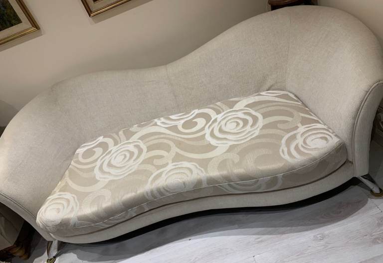  Sofa 3 Seater for sale cream-beige mix-pattern, W = 220cm x D = 90cm x H = 80cm.