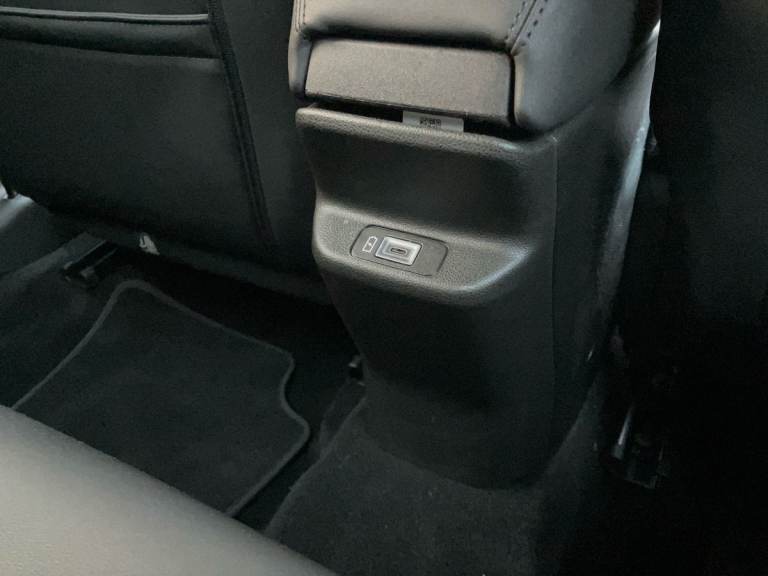 2025 Jeep Avenger 1.2 e-Hybrid Summit 5dr DCT Hatchback PETROL Automatic