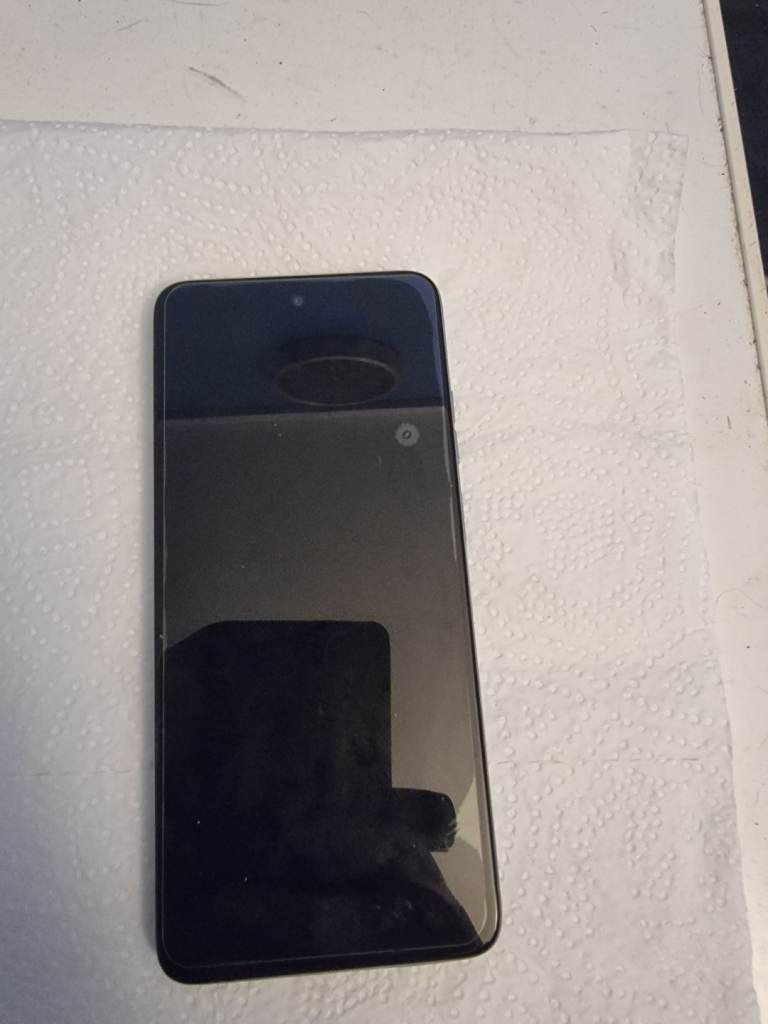 Motorola e15 Smartphone, Blue – Good Condition