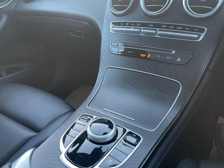 2017 Mercedes-Benz GLC 2.1 GLC250d AMG Line (Premium) G-Tronic 4MATIC Euro 6 (s/s) 5dr ESTATE Die...