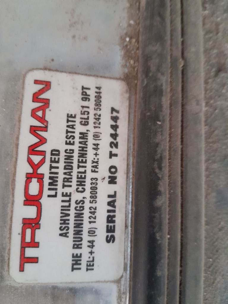  Bedford Vauxhall Brava Isuzu TF Opel Campo Truckman fibreglass canopy 