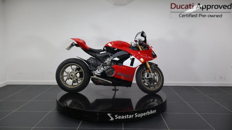 DUCATI PANIGALE V4 25TH ANNIVERSARY - 2019 - 575 MILES