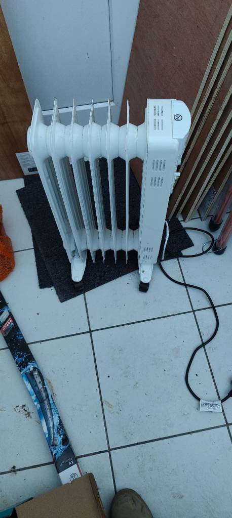 6 fins oil filled radiator 