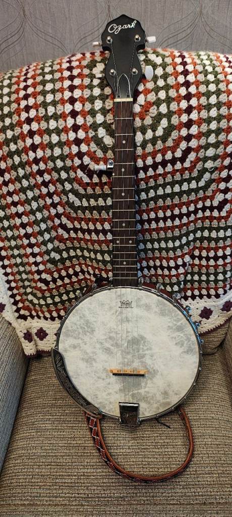 Ozark open back travel banjo 