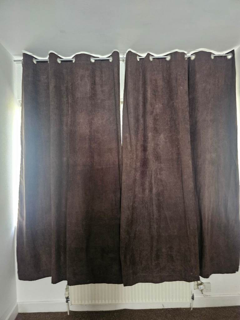 Brown velvet Fabric Eyelet Curtains – Good Condition