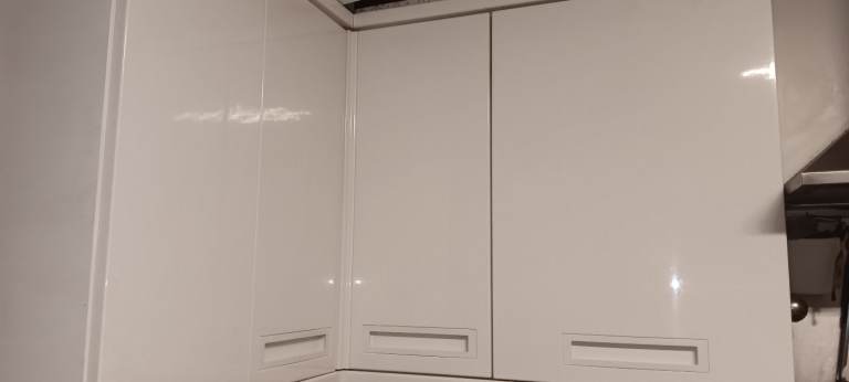 Full kitchen 