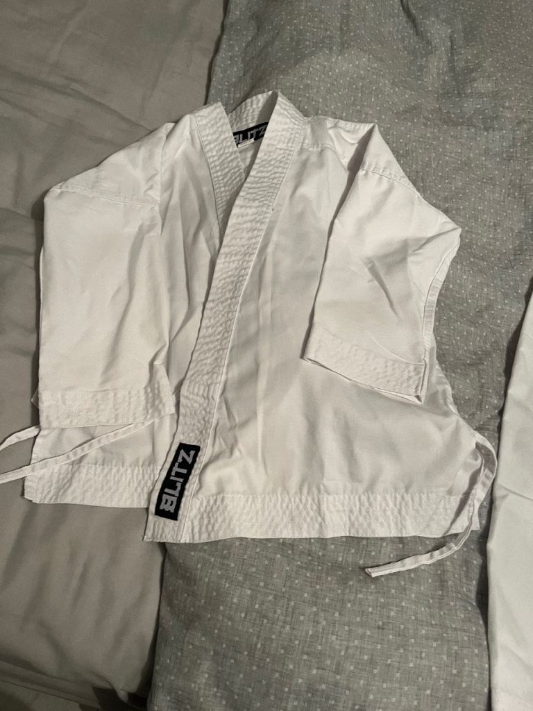 Children’s Blitz karate iniform