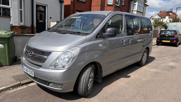 2011 Hyundai i800 2.5 CRDi Style 5dr MPV Diesel Manual