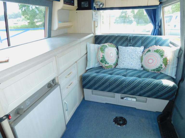 VW 2.0 Petrol Holdsworth Villa 2 Plus 2 Berth Campervan for sale