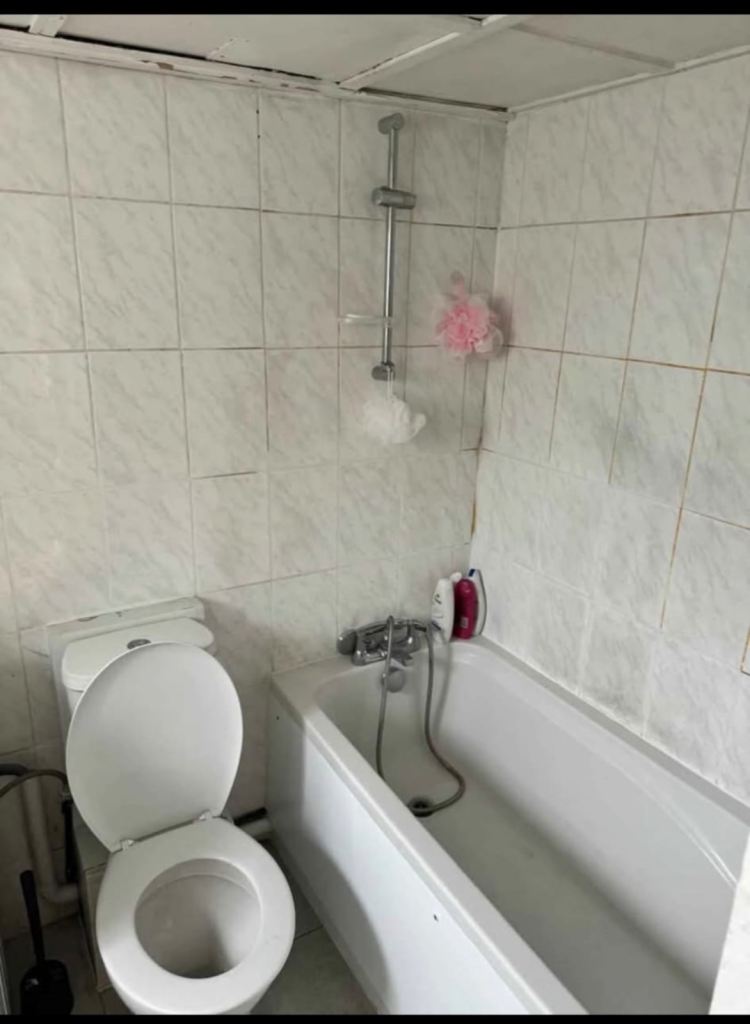 SINGLE ROOM TO RENT IN KINGSTON 