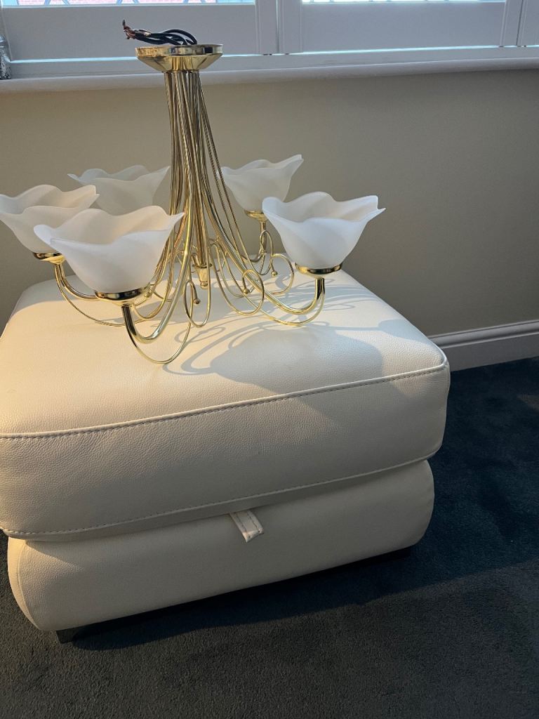 Ceiling light fitting 