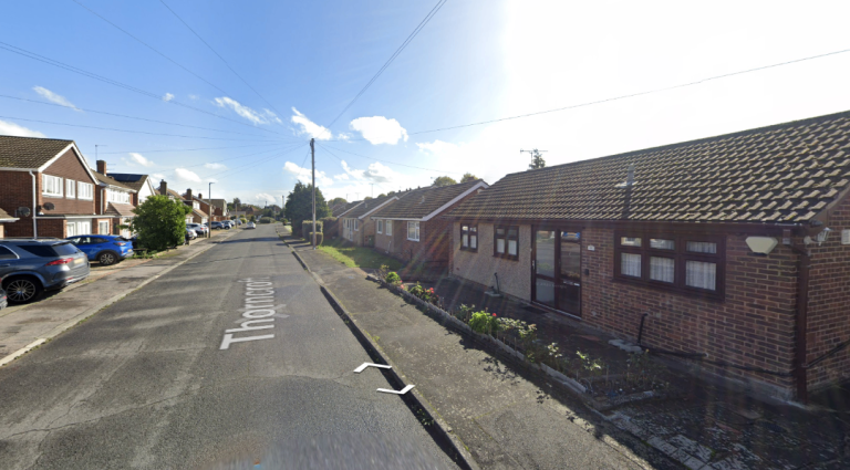 BENEFITS ACCEPTED - Studio Flat Available in Romford Havering RM11