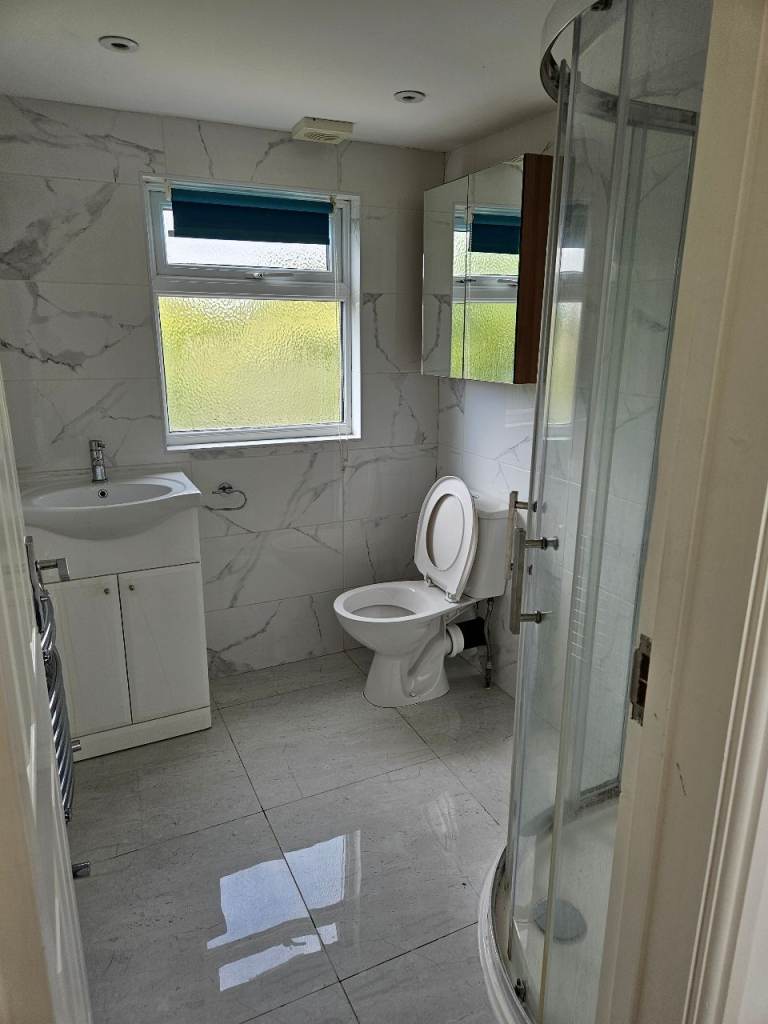 Lovely double room to rent