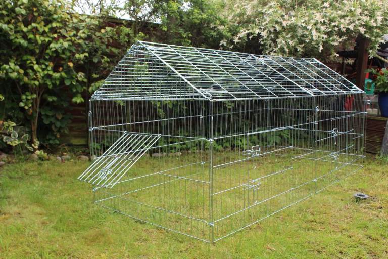 7ft Apex rabbit run