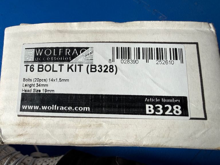 VW T6 and T5 bolt kit Wolfrace B328