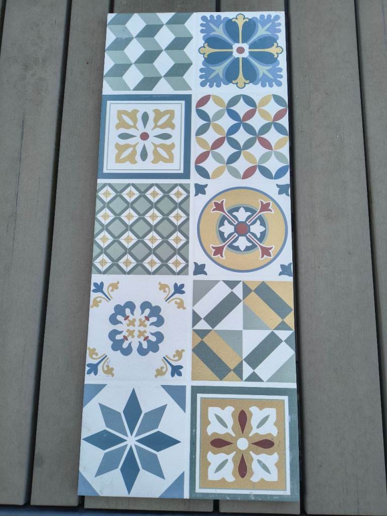 Decorative satin finish tiles x 15