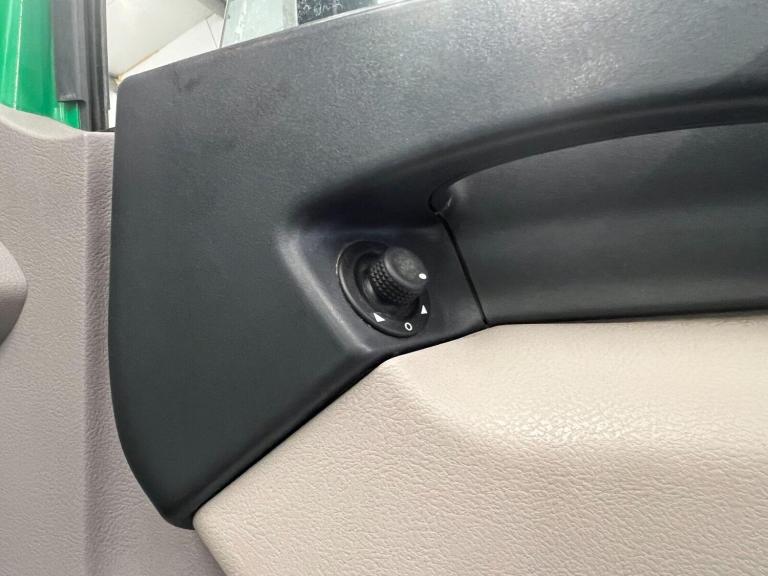 2018 DAF TRUCKS LF LF 280 FA 18T Wilcox Tipper NA DIESEL Automatic