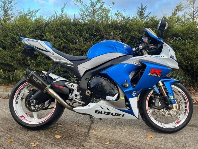 2009 09 SUZUKI GSXR 1000 K9 SPORTS R1 GSXR1000 CBR NEW MOT HISTORYBLUE  WHITE