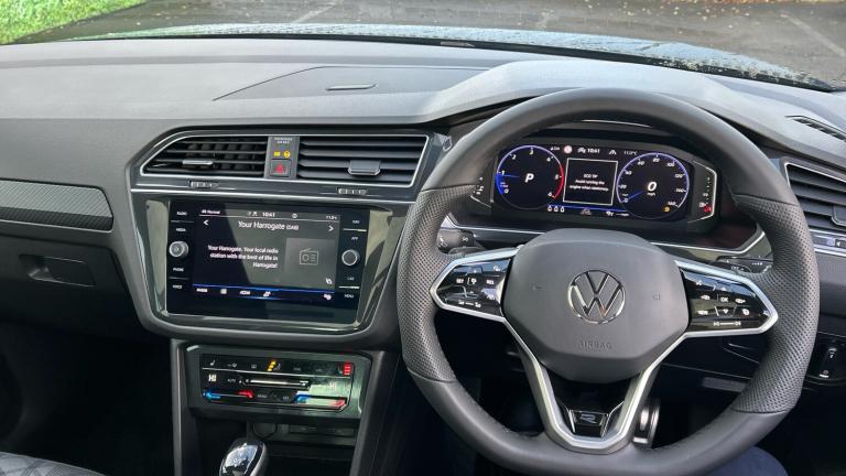 2022 Volkswagen Tiguan 2.0 TDI 200 4Motion R-Line 5dr DSG ESTATE DIESEL Automatic