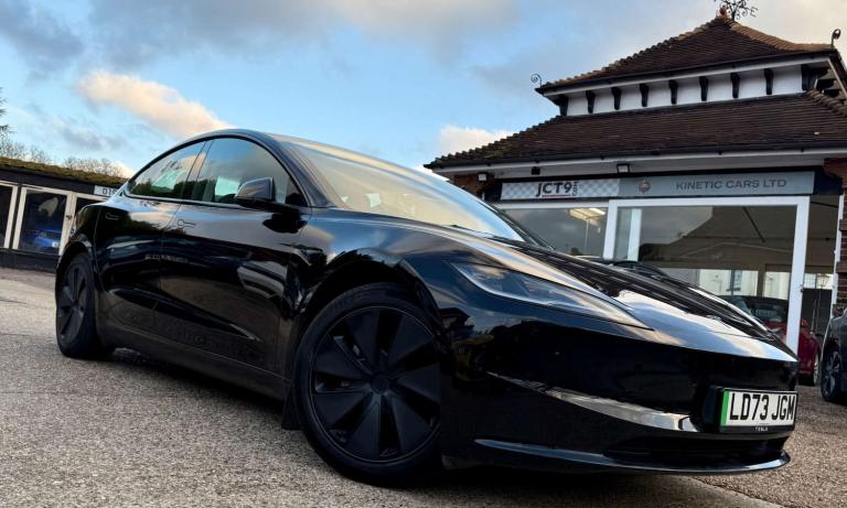 2024 Tesla Model 3 62.5kWh Saloon 4dr Electric Auto RWD (208 ps) Saloon Electric Automatic