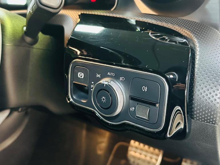 2019 Mercedes-Benz A-Class A35 4Matic Premium Plus 5dr Auto HATCHBACK PETROL Automatic