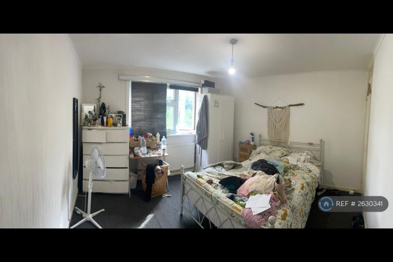 1 bedroom in Burnley Road, London, NW10 (#2630341)
