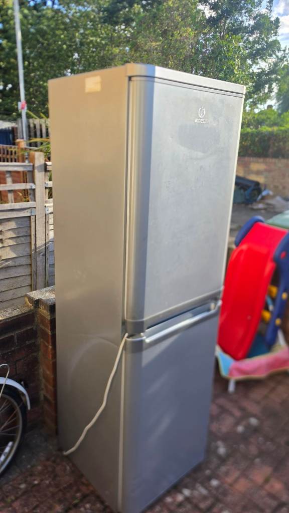 Free Indesit Fridge Freezer – Silver, Good Condition