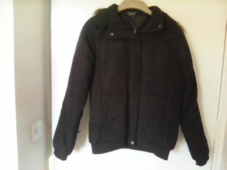 BRAND NEW LONSDALE PUFFA JACKET - SIZE 12