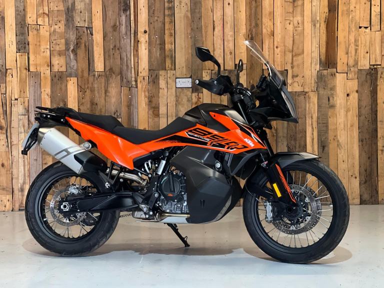 KTM 890 ADVENTURE 2022 ONLY 2026 MILES!